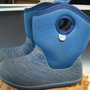 Toddler size 11 Jan & Jul boots waterproof snow rain insulated shoe